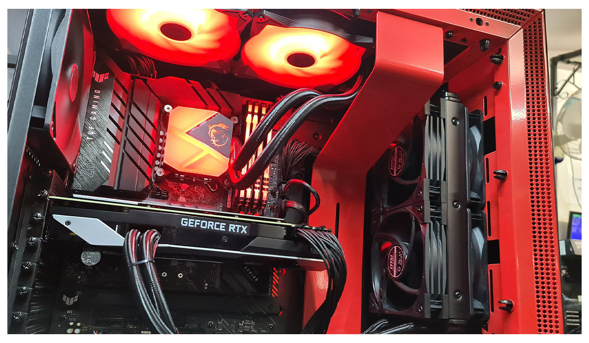 NZXT H710 noir/rouge 